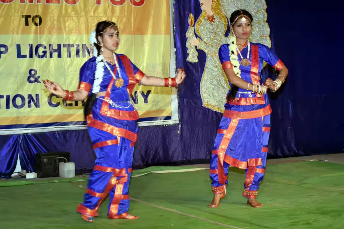 Raipur Institute of Technology Dance Activities